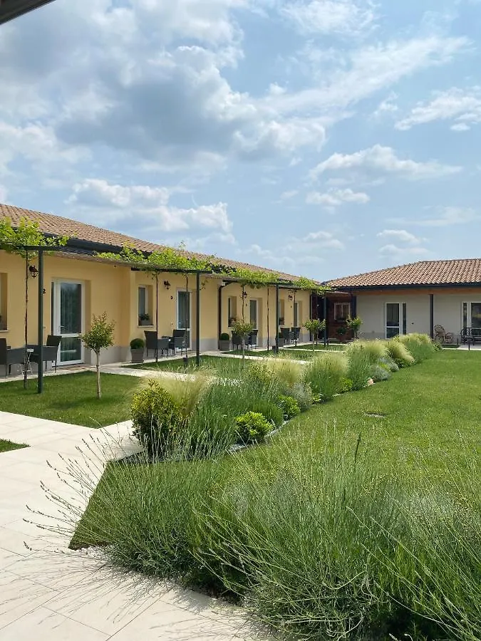 Agriturismo Pepe Rosa Rivoli Veronese 0*,  Italy